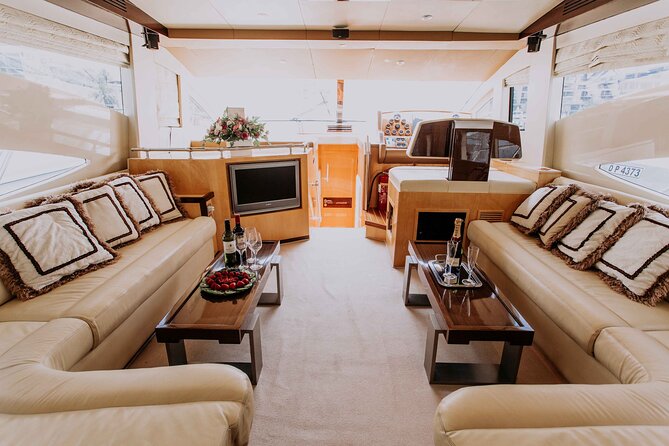 Yacht Trip Dubai : Book 56 ft Premium Yacht up to 21 people - What is included on the yacht