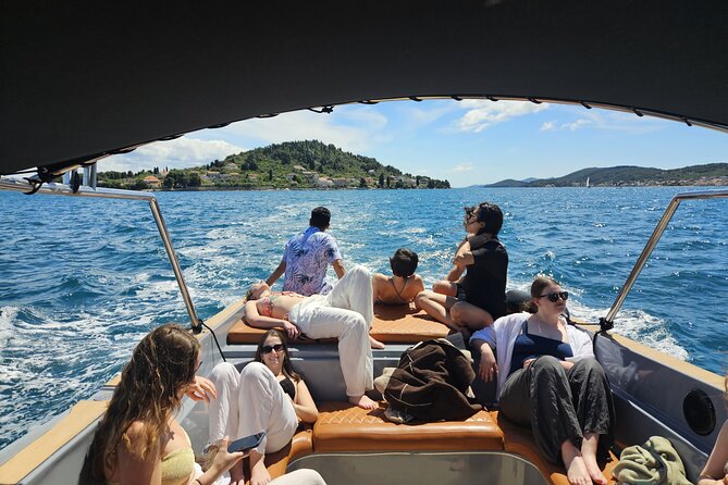 Zadar: 3 Islands Luxury Boat Tour with Aperol Spritz & Snorkeling - Leaving Zadar through the old Foša harbor